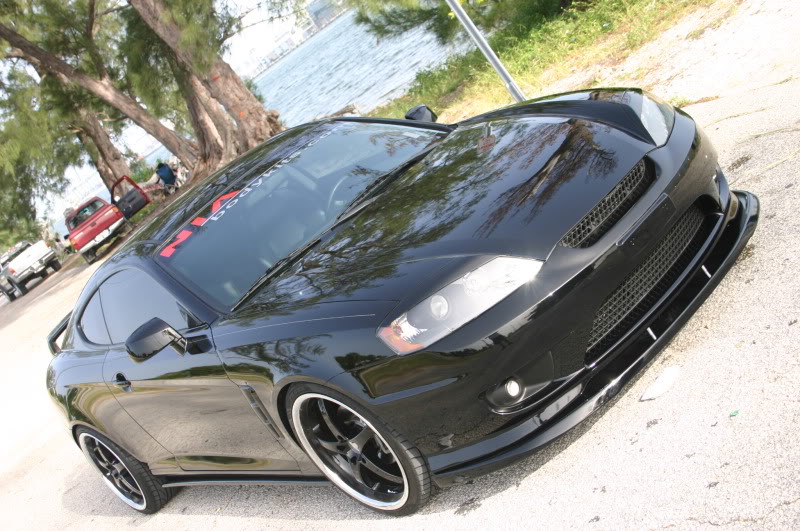 2006 Hyundai Tiburon photo