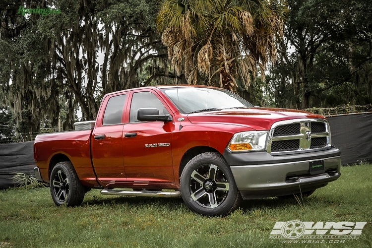 2012 RAM 1500 photo