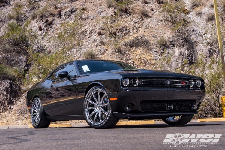 2015 Dodge Challenger photo
