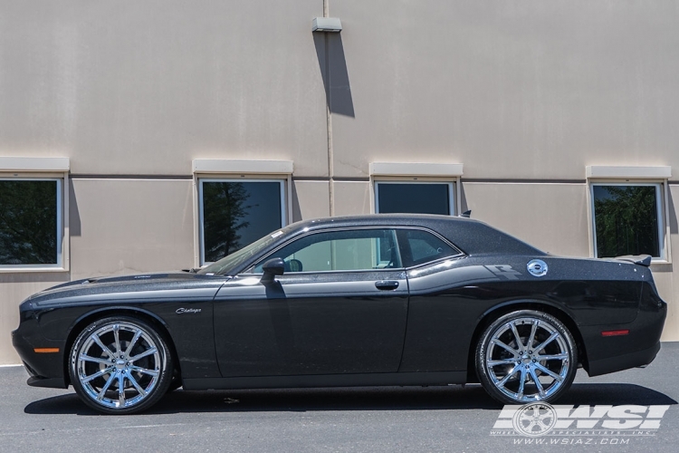 2015 Dodge Challenger photo