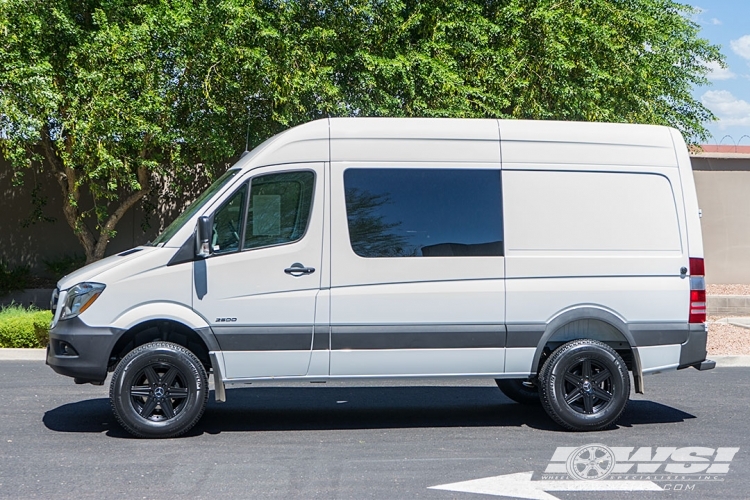 2015 Mercedes-Benz Sprinter photo