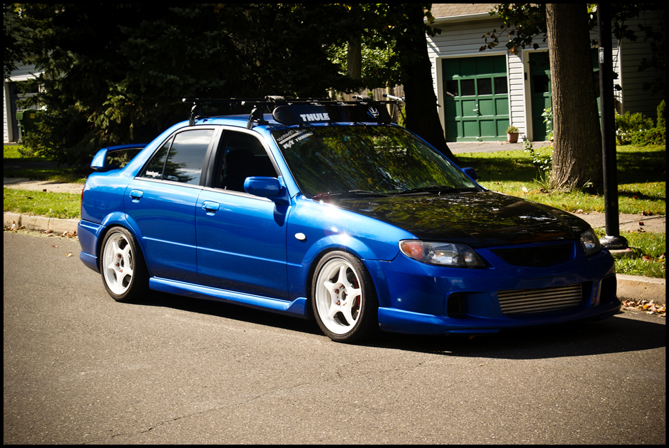 2002 Mazda Protege photo