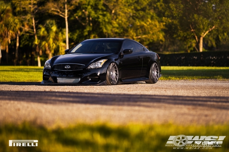 2013 Infiniti G37 photo