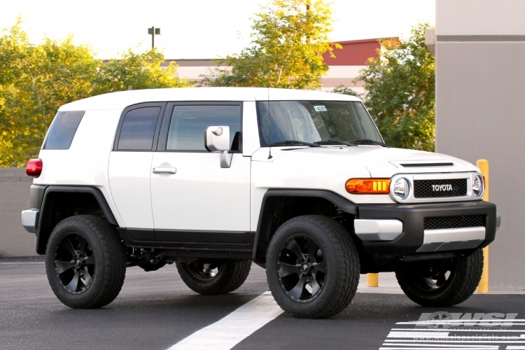 2014 Toyota FJ Cruiser photo