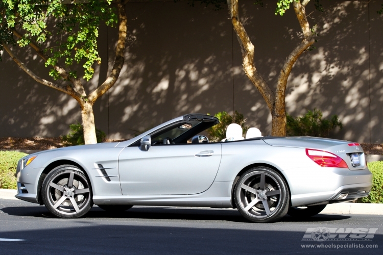 2014 Mercedes-Benz SL-Class photo
