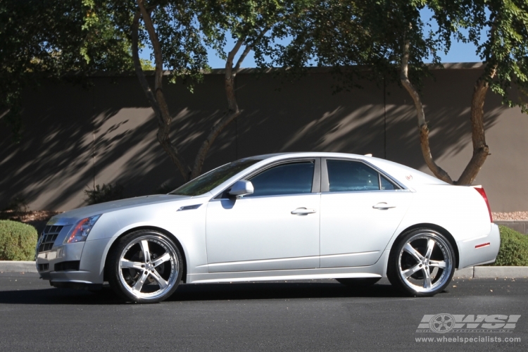 2010 Cadillac CTS photo
