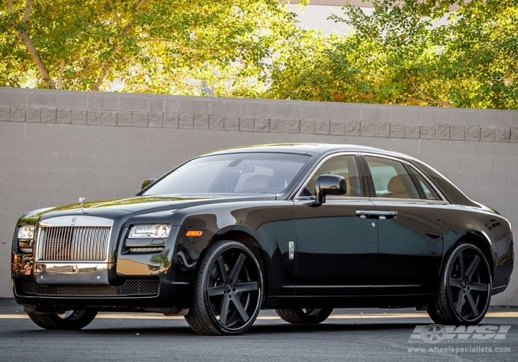 2013 Rolls-Royce Ghost photo