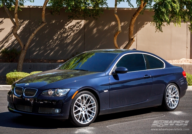 2012 BMW 328 photo