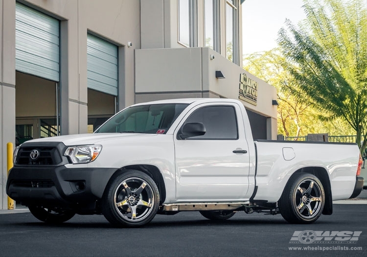 2013 Toyota Tacoma photo