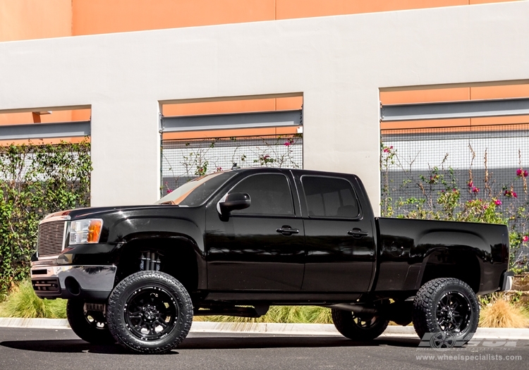 2012 GMC Sierra 2500HD photo
