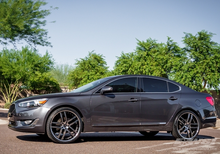 2014 Kia Cadenza photo