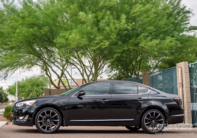 2014 Kia Cadenza photo