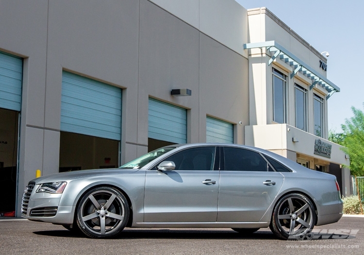 2013 Audi A8 photo