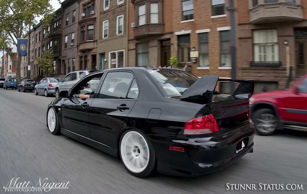2003 Mitsubishi Lancer Evolution photo