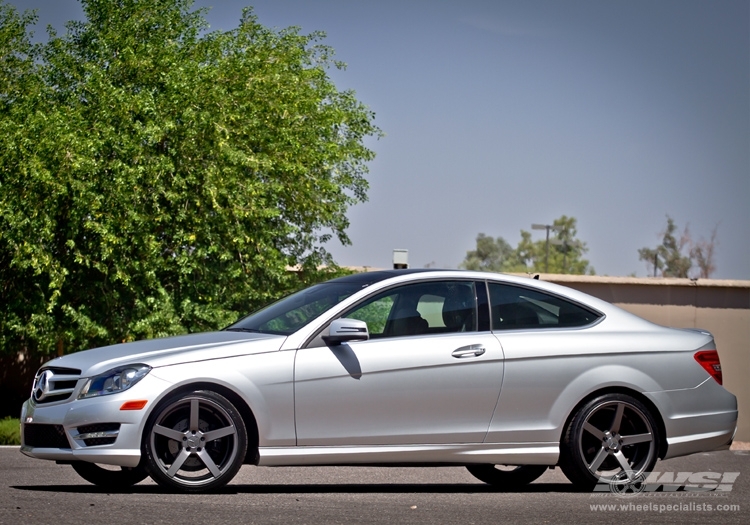 2013 Mercedes-Benz C-Class photo
