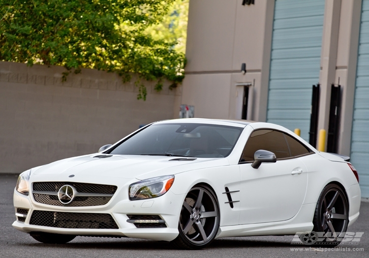 2013 Mercedes-Benz SL-Class photo