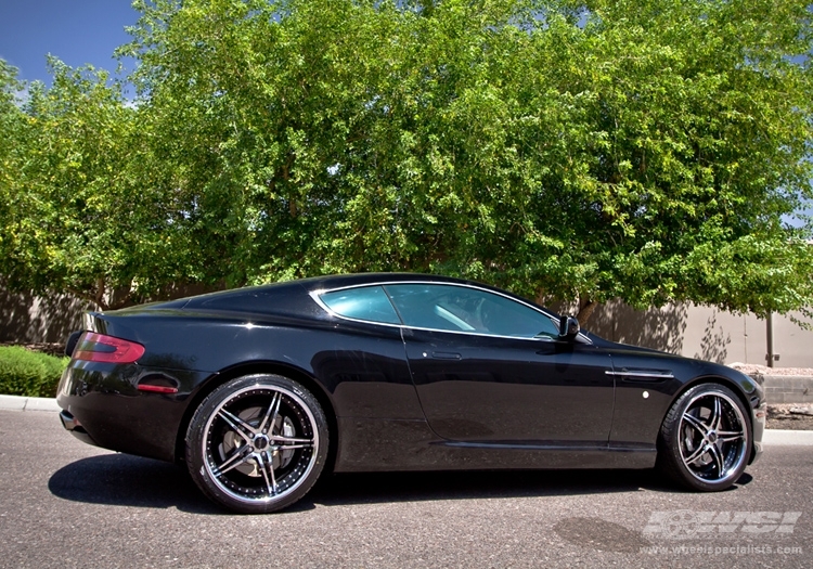 2013 Aston Martin DB9 photo
