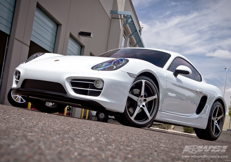 2014 Porsche Cayman photo
