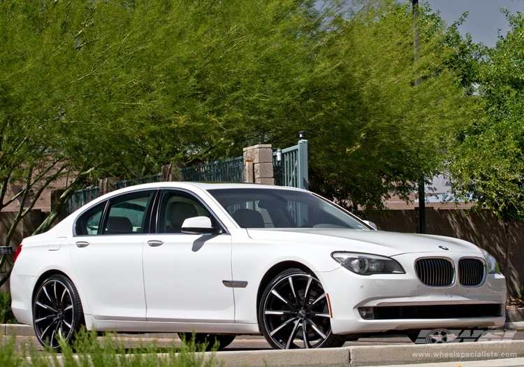 2012 BMW 740 photo