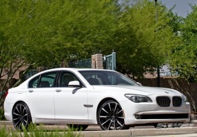 2012 BMW 740