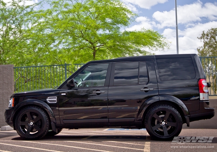 2013 Land Rover LR4 photo