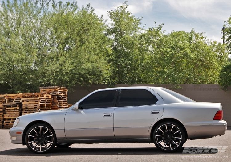 2002 Lexus LS 430 photo