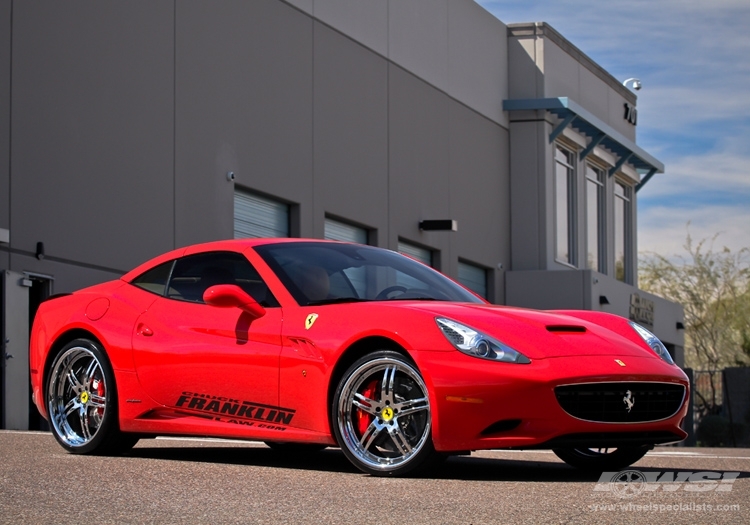 2013 Ferrari California photo