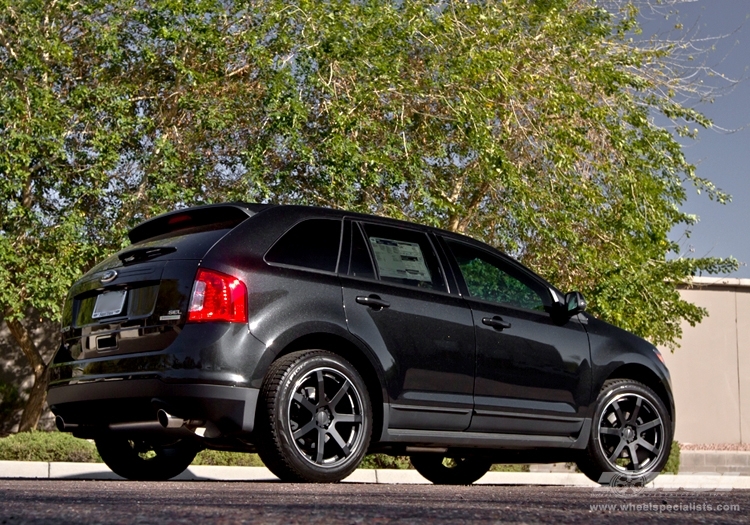 2013 Ford Edge photo