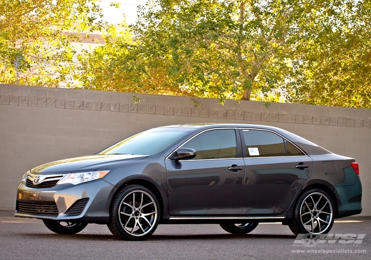 2012 Toyota Camry photo
