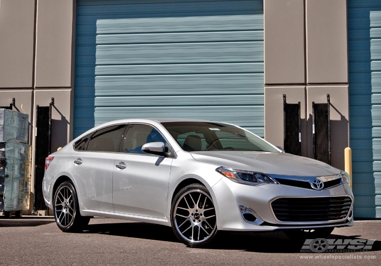 2013 Toyota Avalon photo
