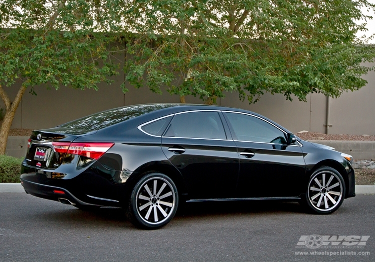 2013 Toyota Avalon photo
