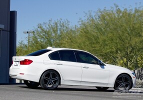 2013 BMW 320