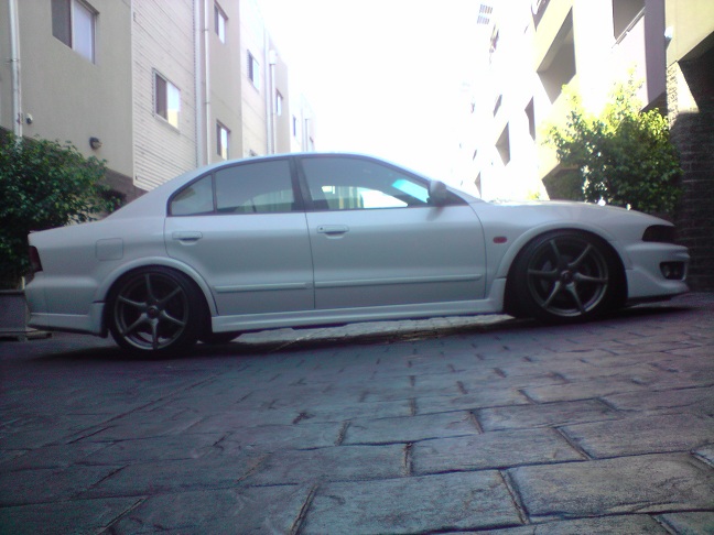 1999 Mitsubishi Galant photo
