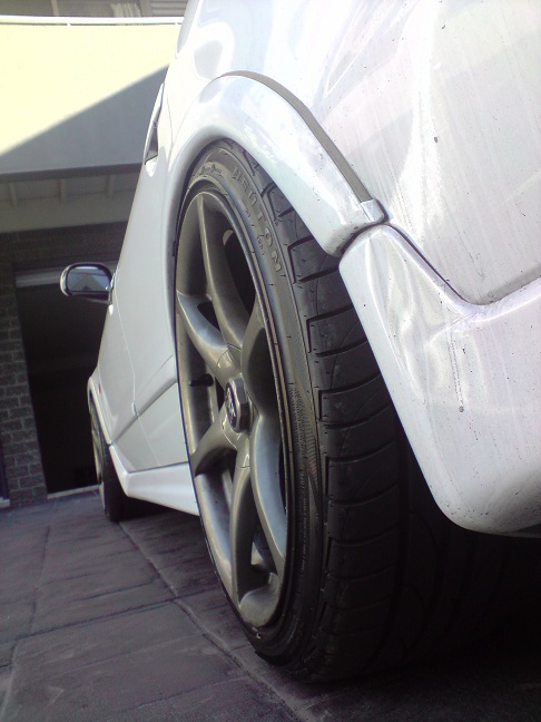 1999 Mitsubishi Galant photo