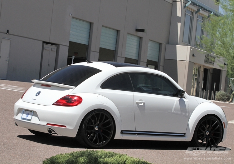 2012 Volkswagen Beetle photo