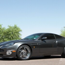 2006 Aston Martin Vanquish