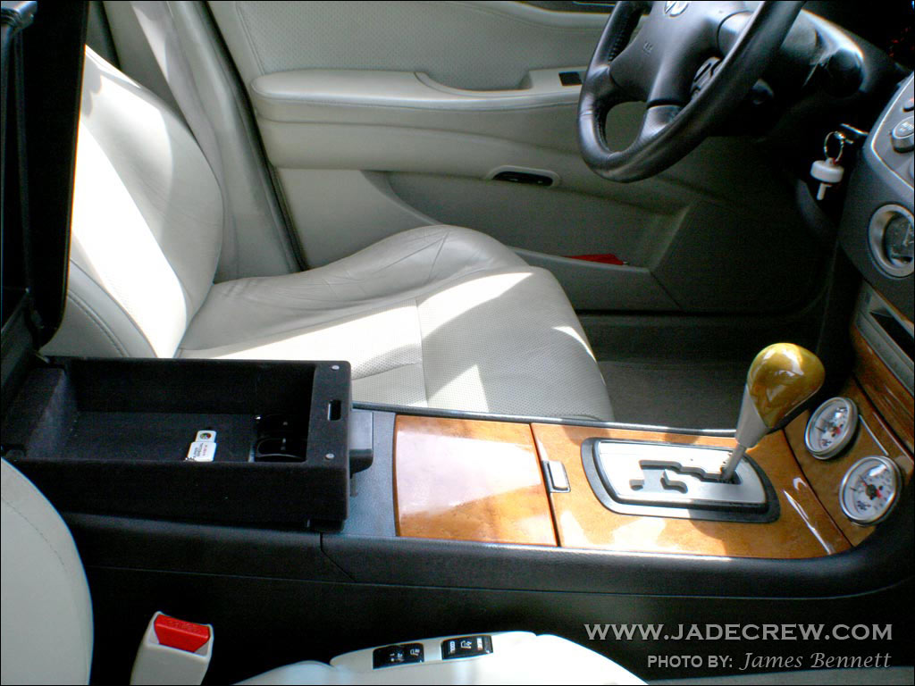 2003 Infiniti M45 photo