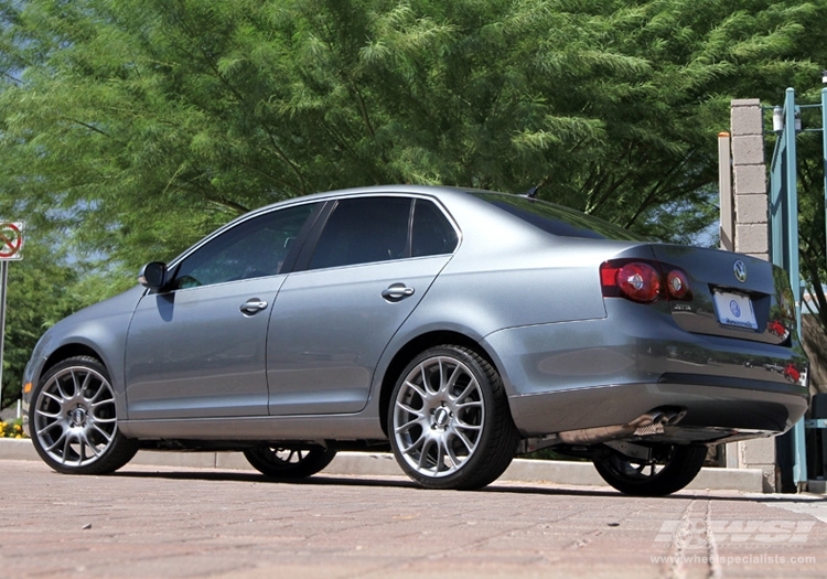 2010 Volkswagen Jetta photo