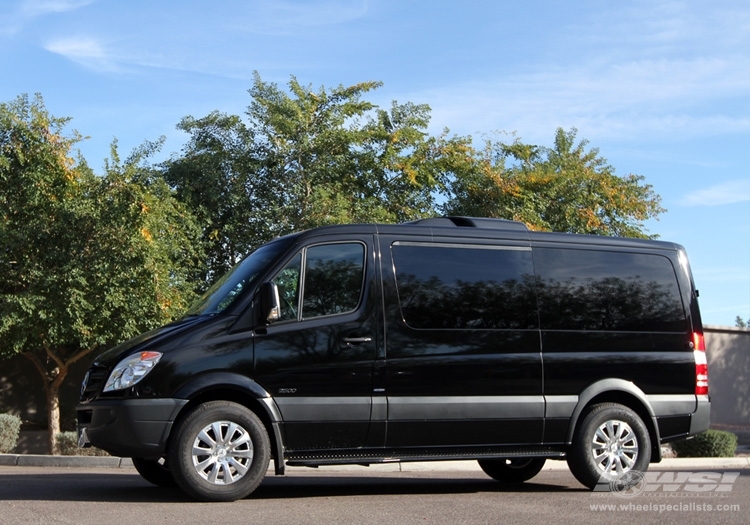 2012 Mercedes-Benz Sprinter photo