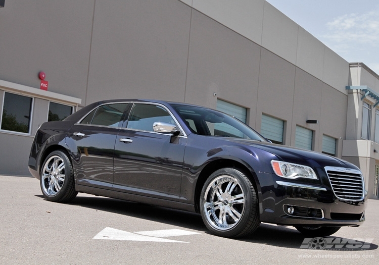 2012 Chrysler 300C photo