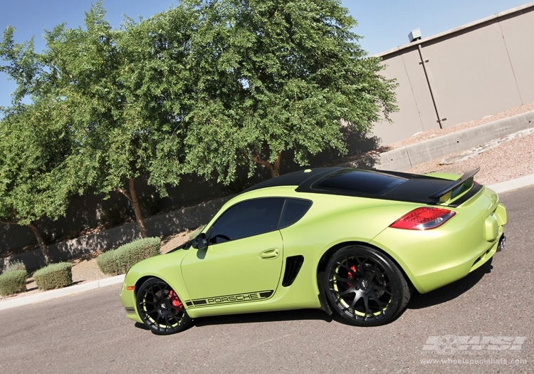 2012 Porsche Cayman photo
