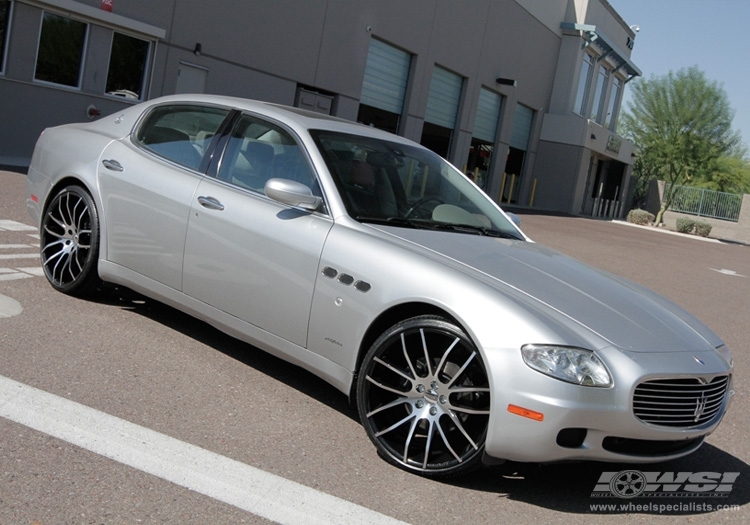 2010 Maserati Quattroporte photo