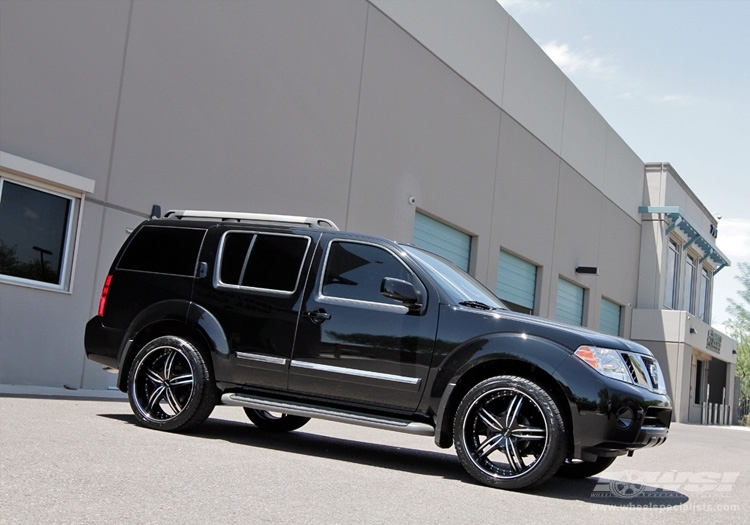 2011 Nissan Pathfinder photo