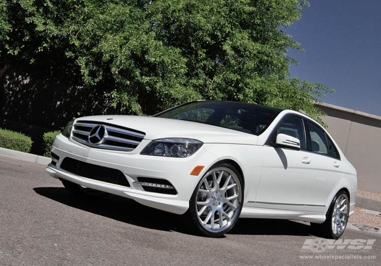 2010 Mercedes-Benz C-Class photo