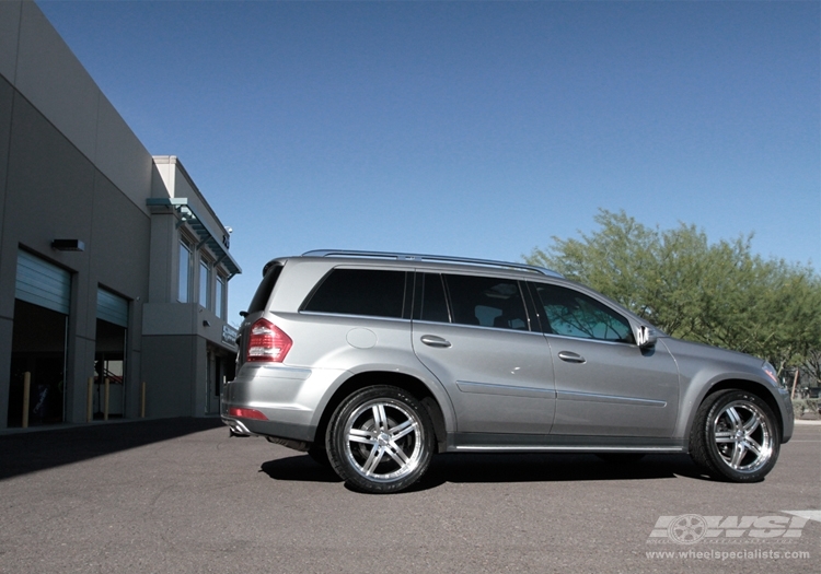 2010 Mercedes-Benz GL-Class photo