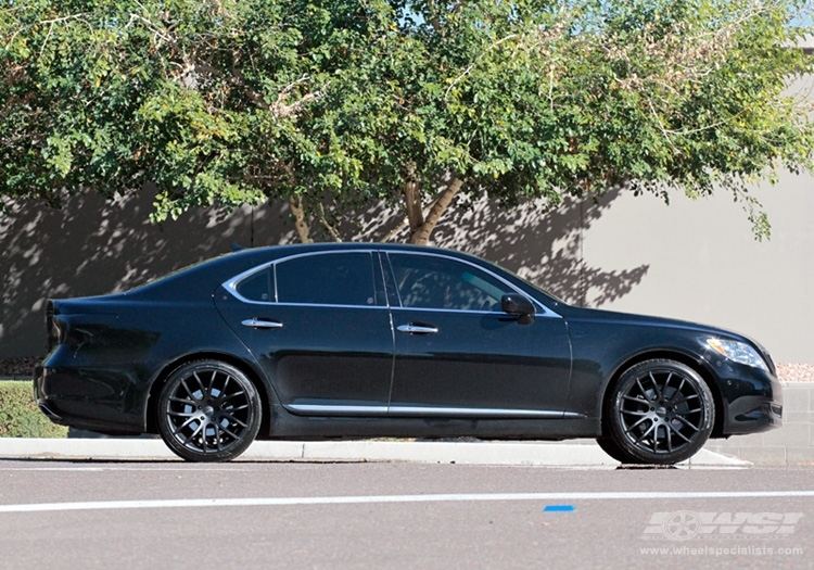 2010 Lexus LS 460 photo