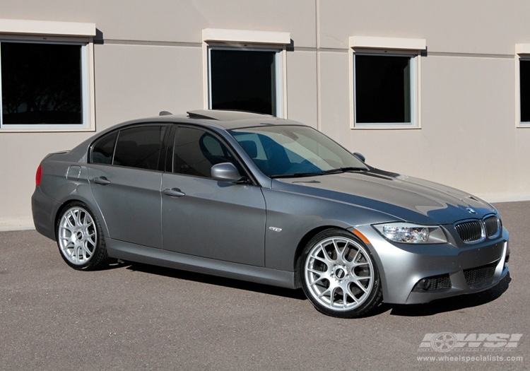 2010 BMW 328 photo