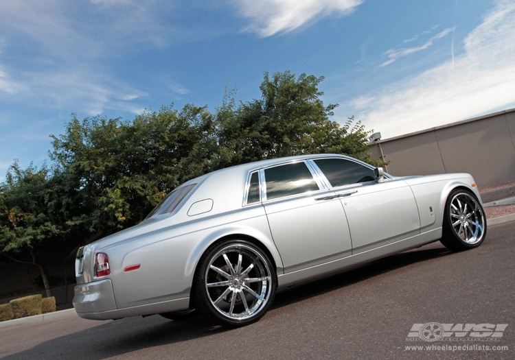 2010 Rolls-Royce Phantom photo