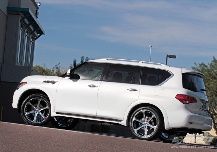 2011 Infiniti QX56 photo