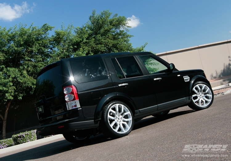 2011 Land Rover LR4 photo